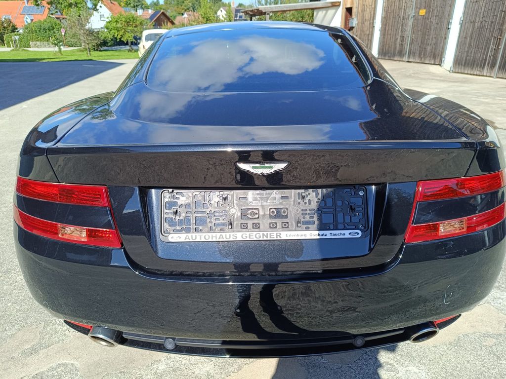 Aston Martin DB9 2008