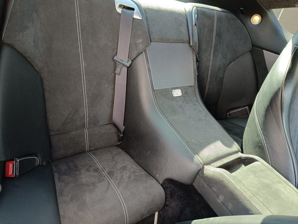 Aston Martin DB9 2008