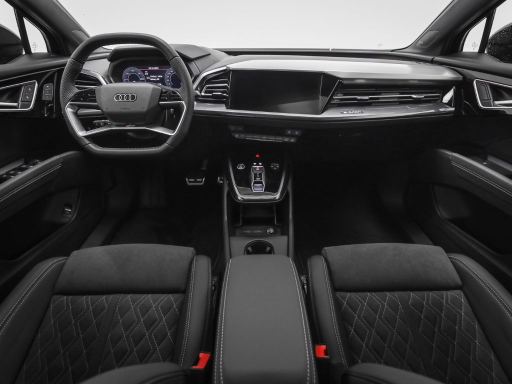 Audi Q4