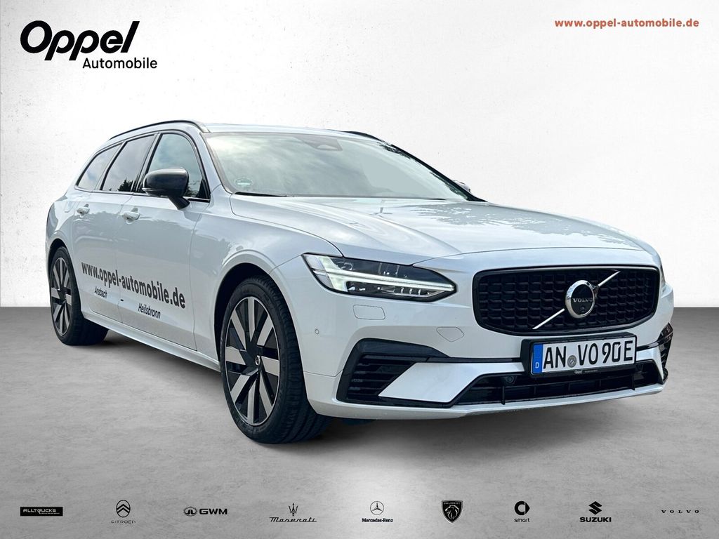 Volvo V90 2025
