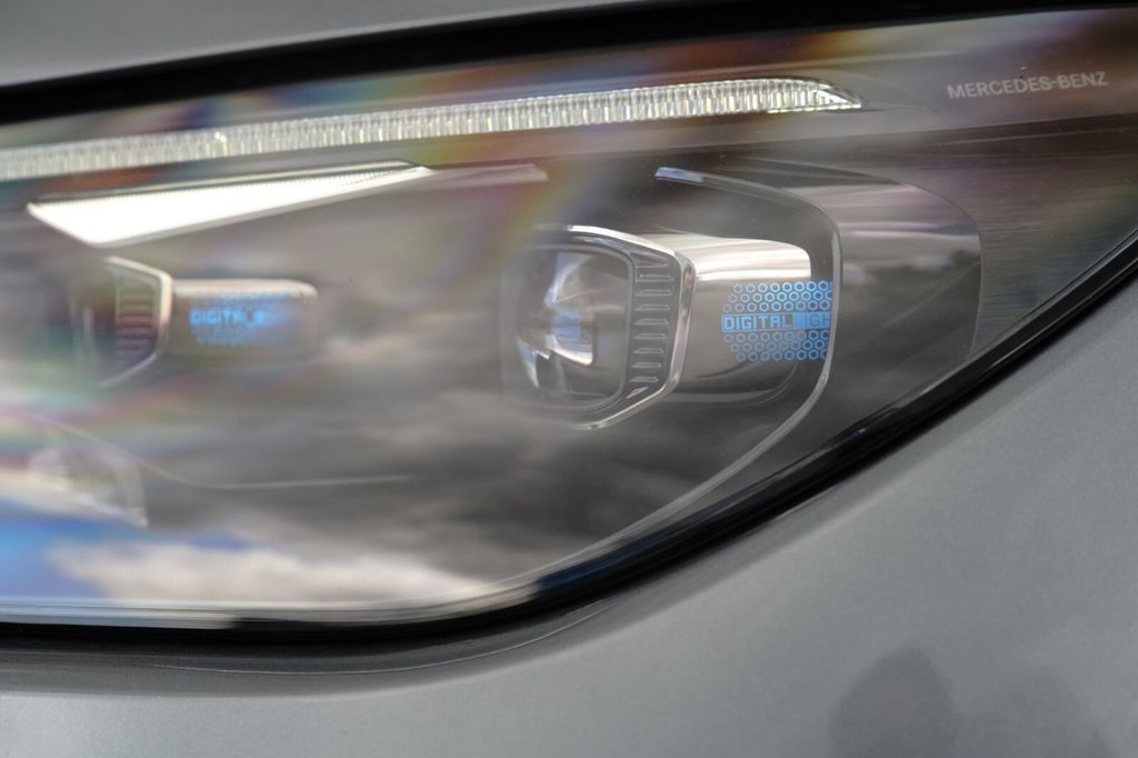 Mercedes-Benz EQE SUV 2024