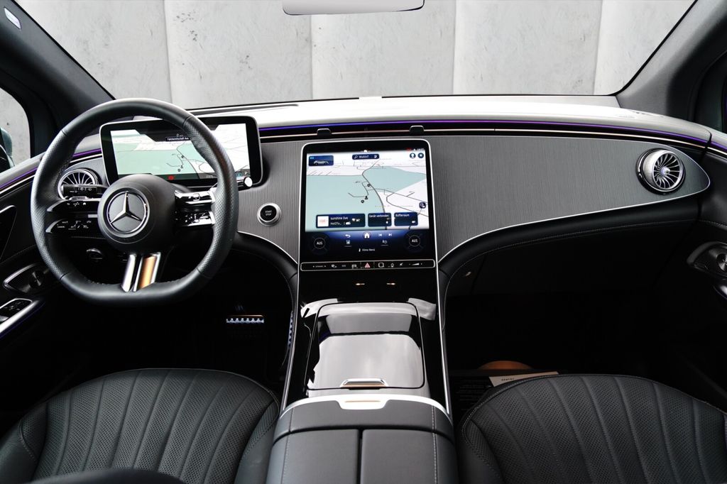 Mercedes-Benz EQE SUV 2024