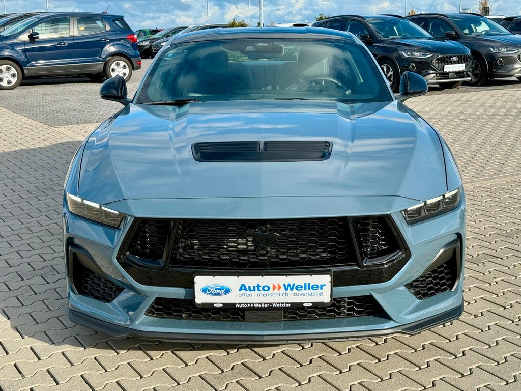 Ford Mustang 2025