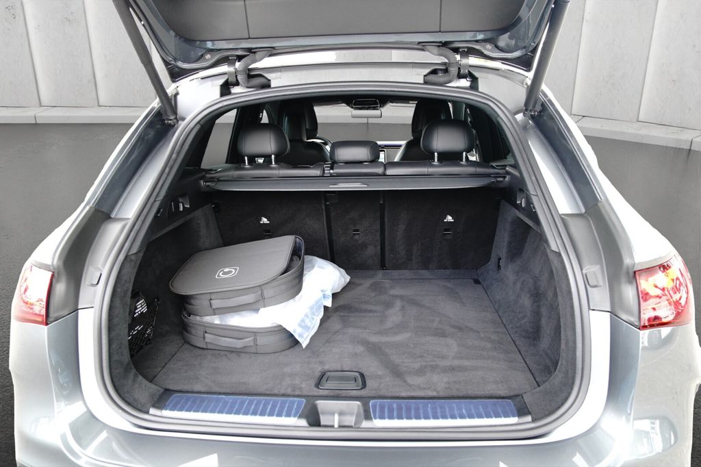 Mercedes-Benz EQE SUV 2024