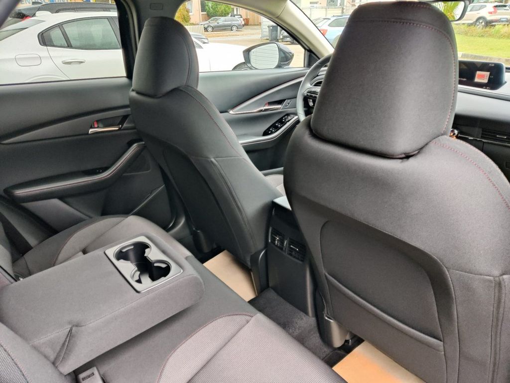 Mazda CX-30 2025