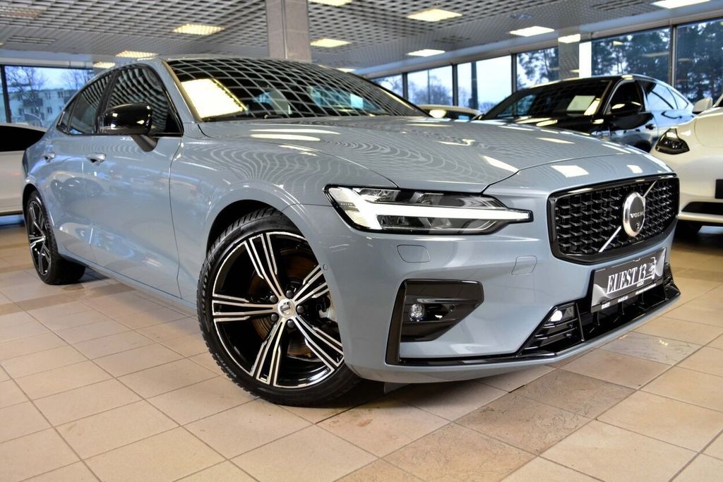 Volvo S60 2024