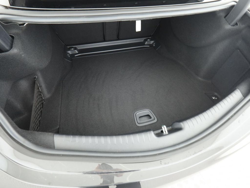 Mercedes-Benz CLE 200 2024