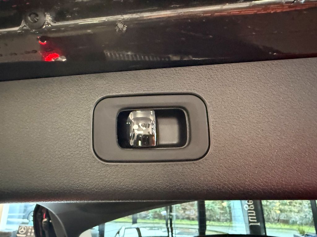 Mercedes-Benz E 300 2024