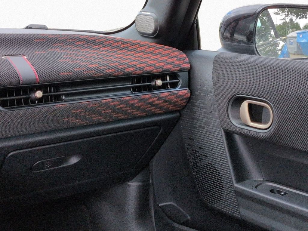 MINI Cooper Cabrio 2025