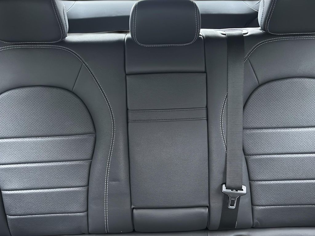 Mercedes-Benz GLC 300 2021