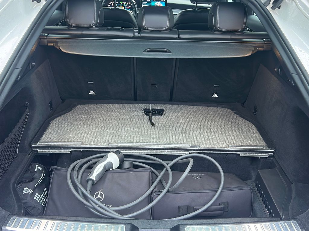 Mercedes-Benz GLC 300 2021