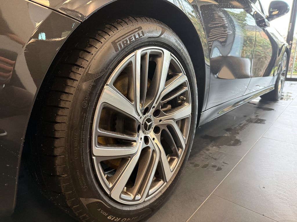 Mercedes-Benz E 300 2024