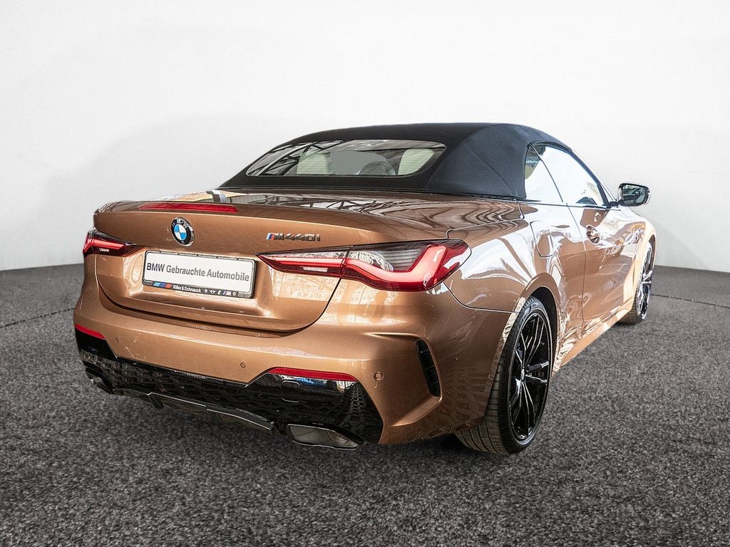BMW M440 2022