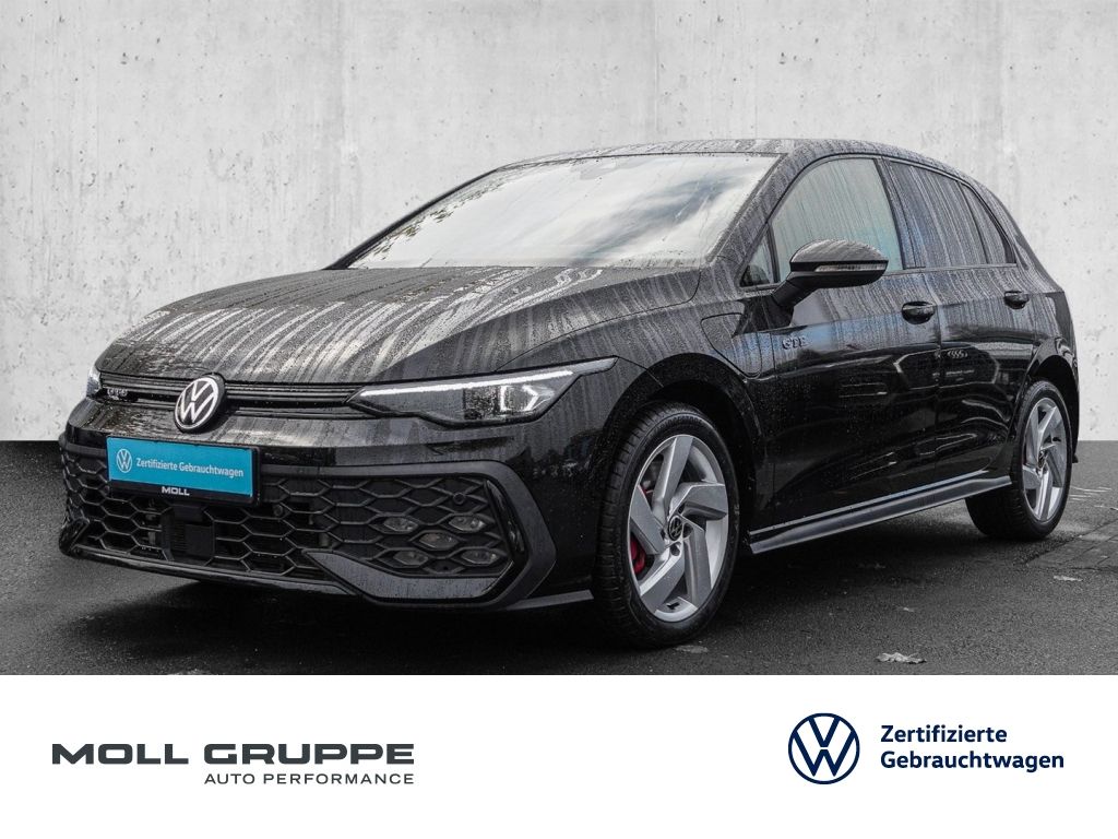 Volkswagen Golf 2025