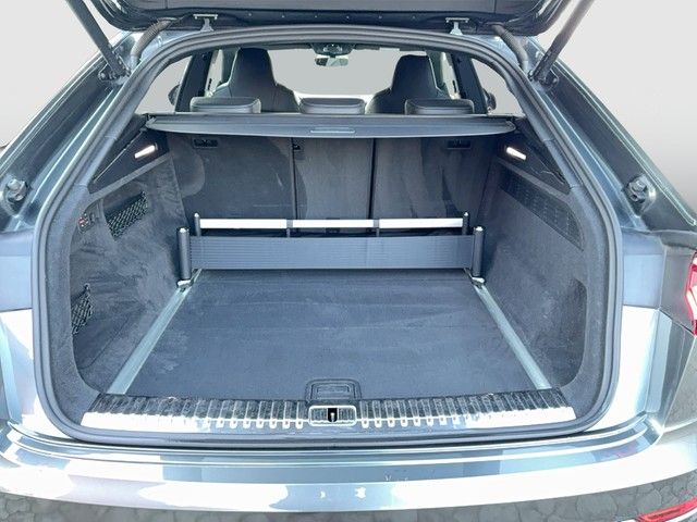 Audi SQ8 2022