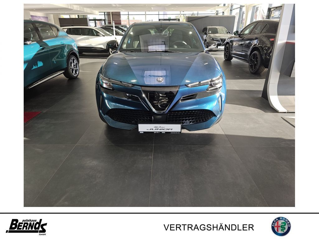 Alfa Romeo Junior 2025