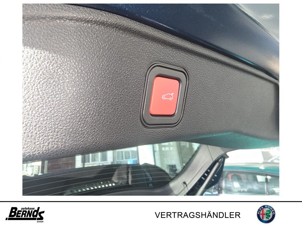 Alfa Romeo Junior 2025