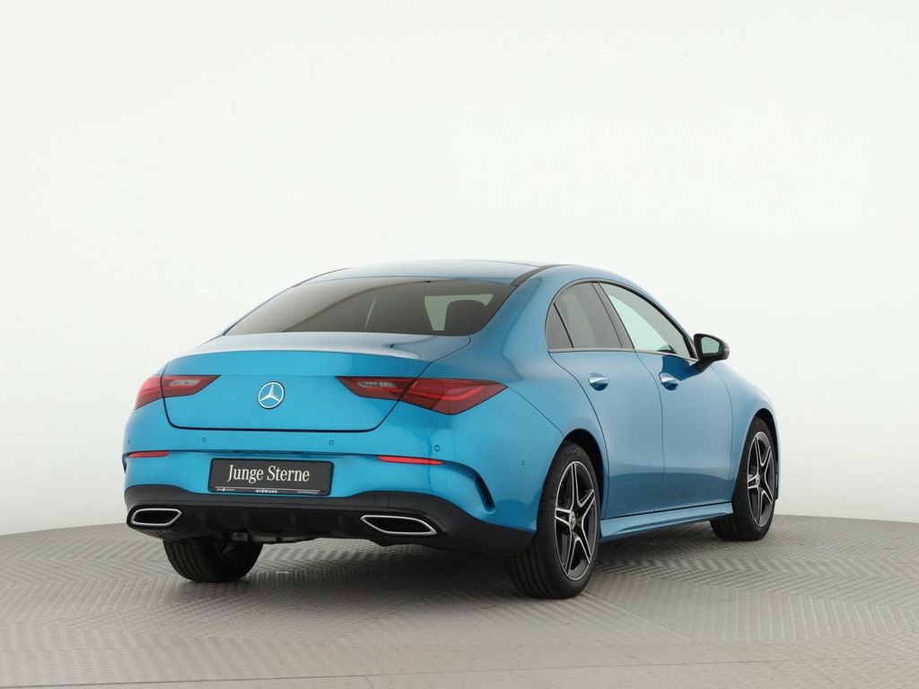 Mercedes-Benz CLA 200 2024