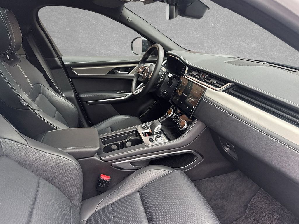 Jaguar F-Pace 2025