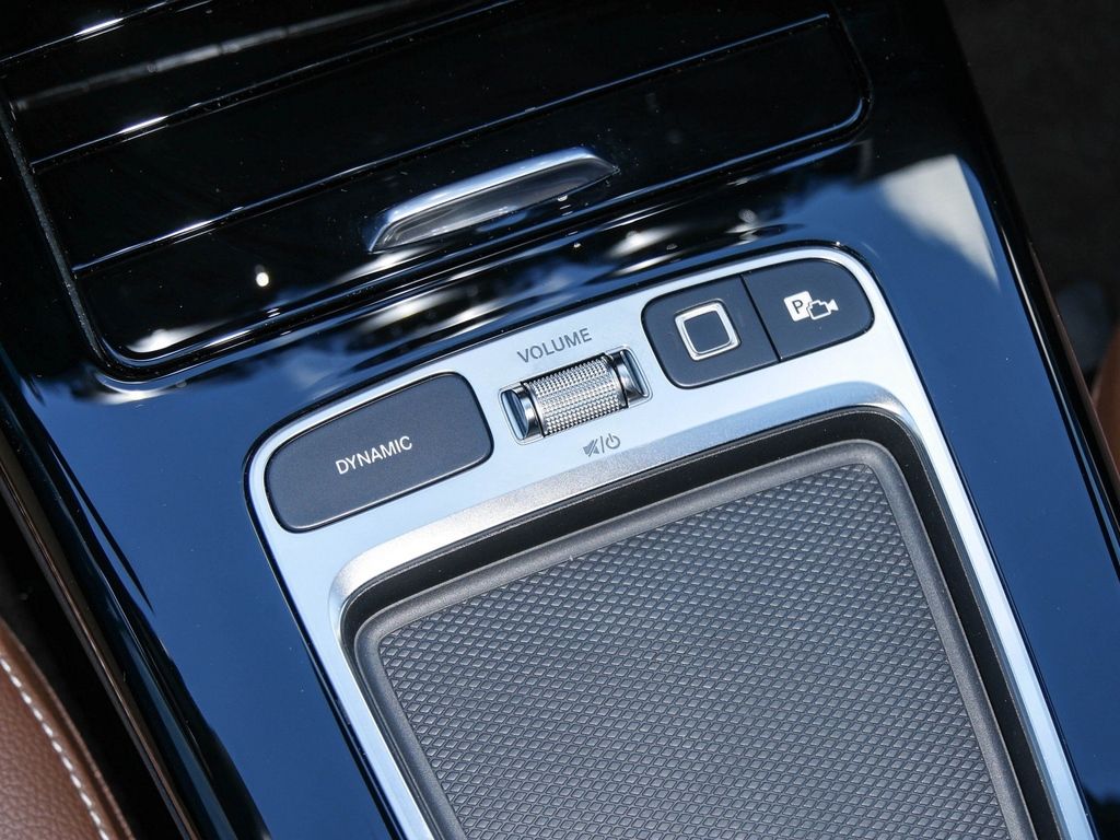 Mercedes-Benz CLA 250 2025