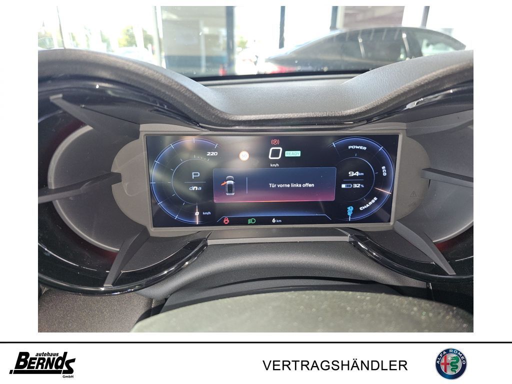 Alfa Romeo Junior 2025