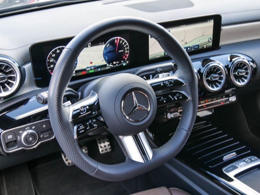 Mercedes-Benz CLA 250 2025