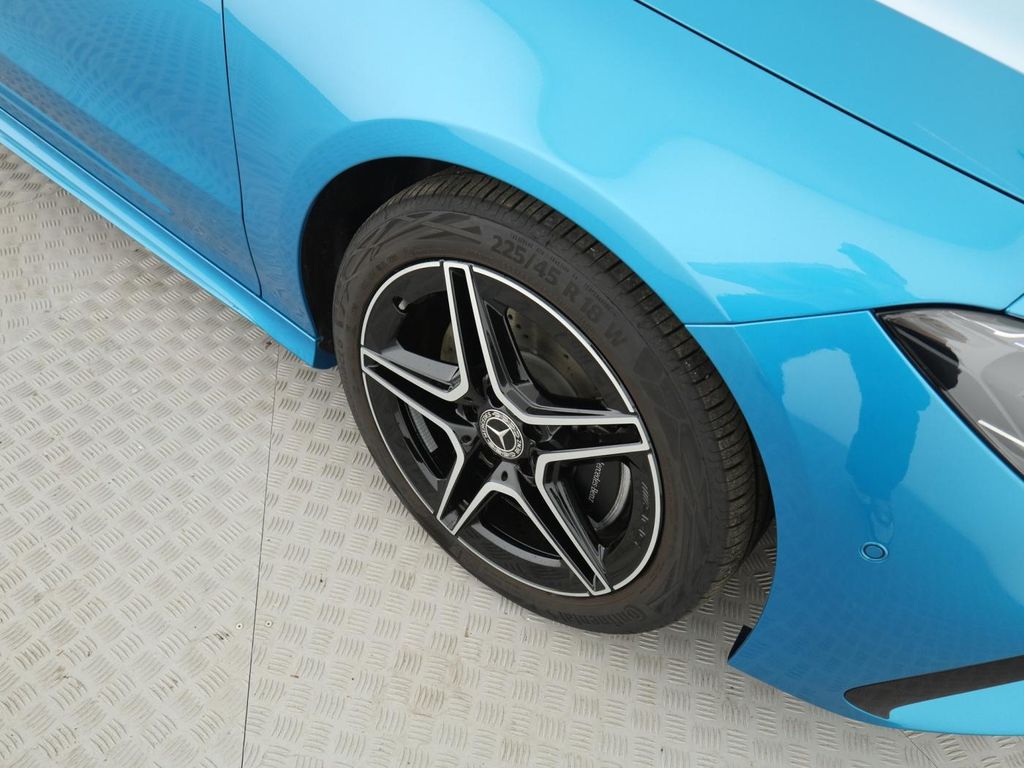 Mercedes-Benz CLA 200 2024