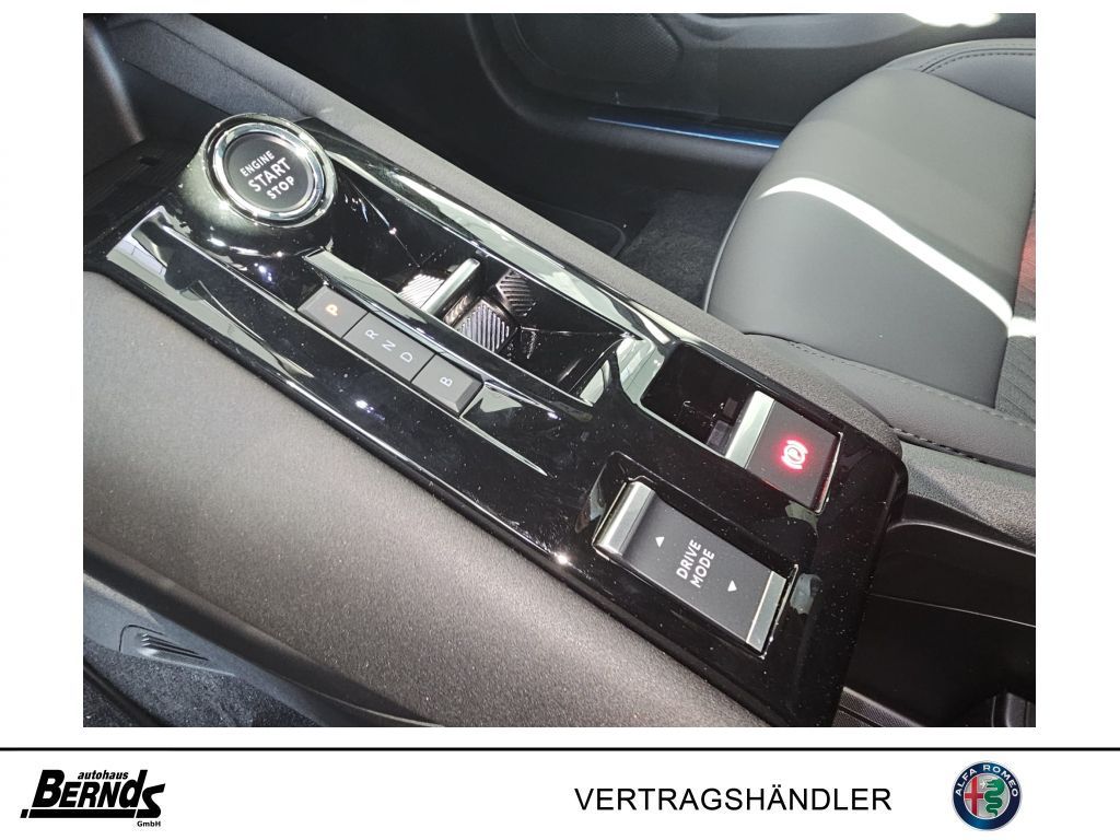 Alfa Romeo Junior 2025