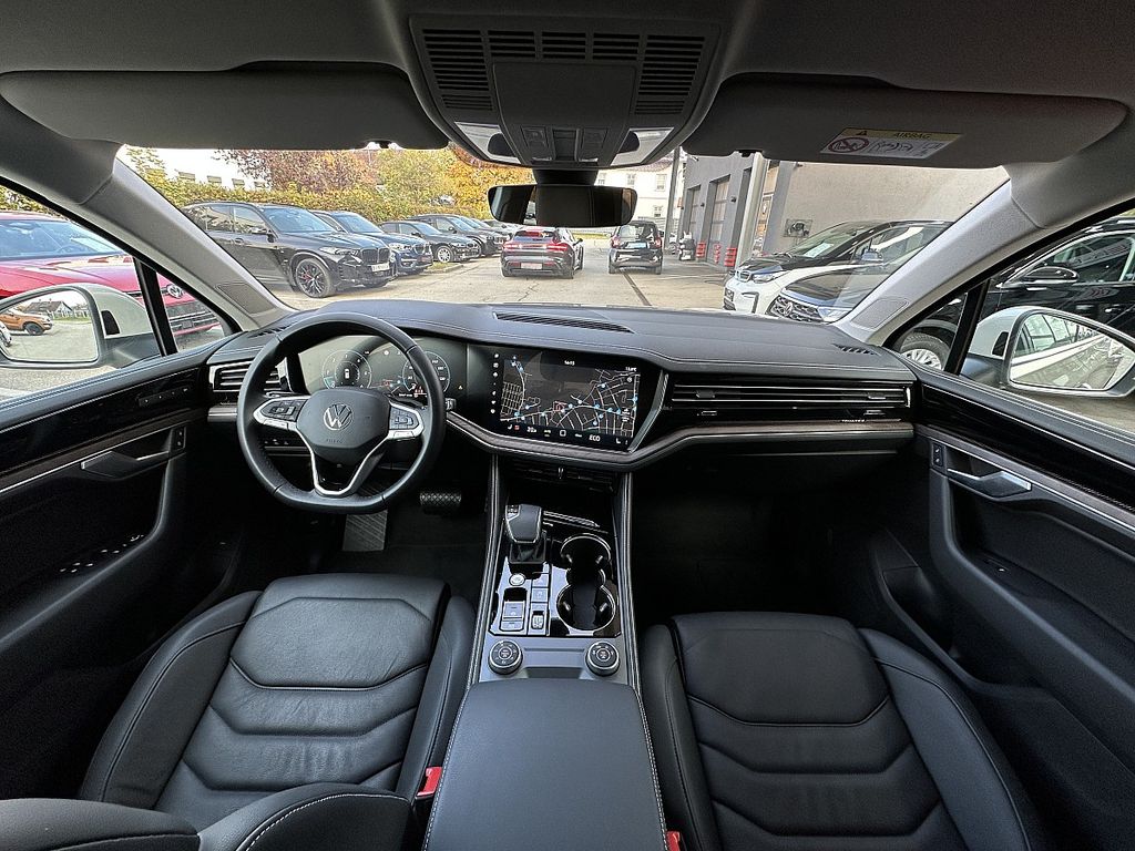 Volkswagen Touareg 2025