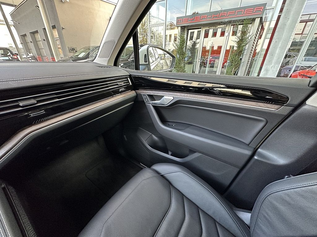 Volkswagen Touareg 2025