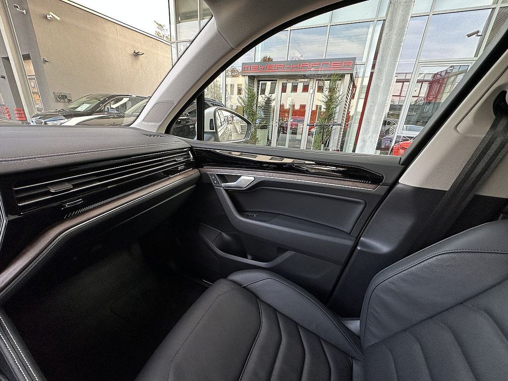Volkswagen Touareg 2025