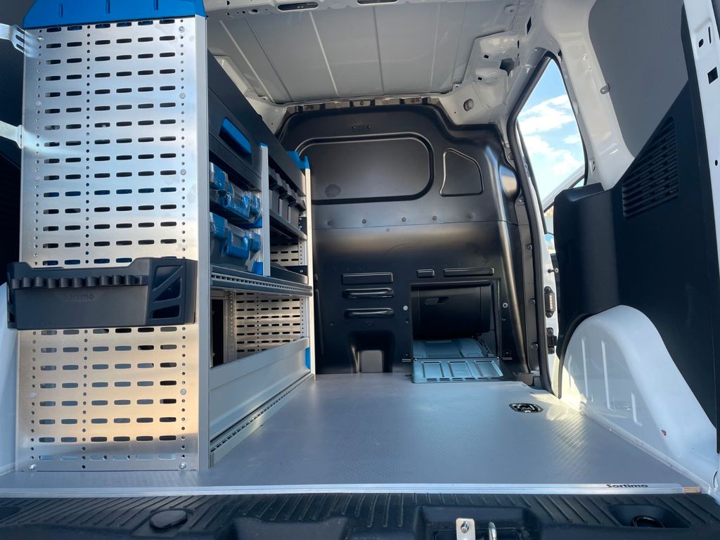 Ford Transit Courier 2025