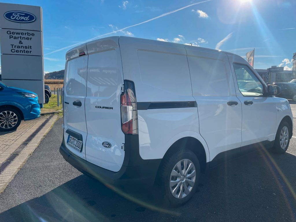 Ford Transit Courier 2025