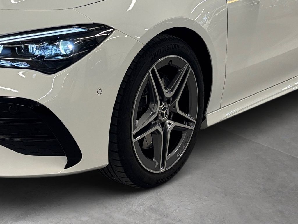 Mercedes-Benz CLA 200 2024
