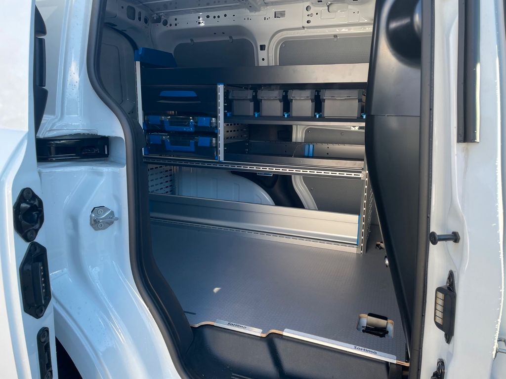 Ford Transit Courier 2025