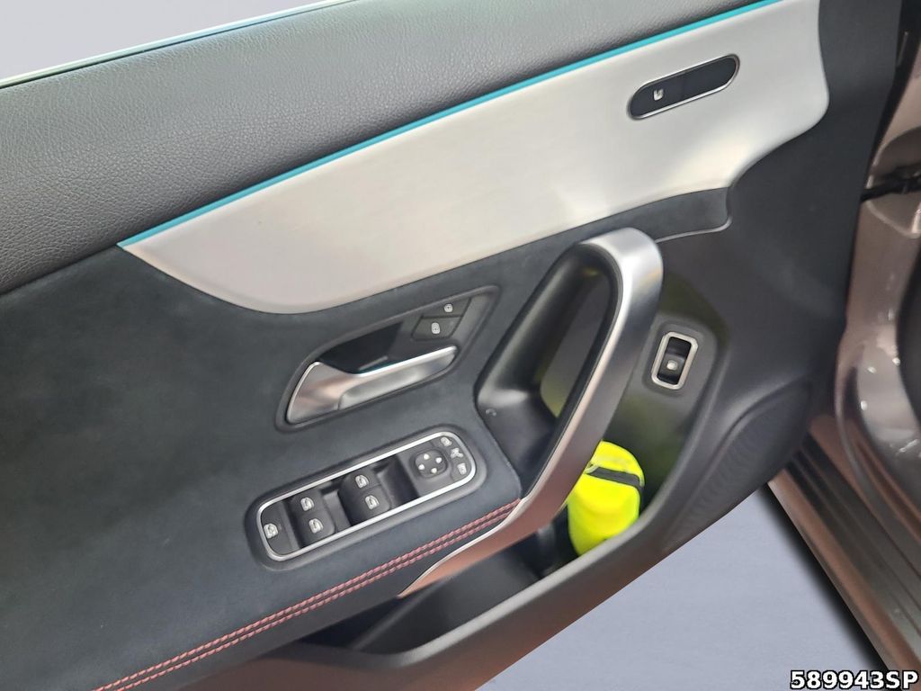 Mercedes-Benz A 250 2024