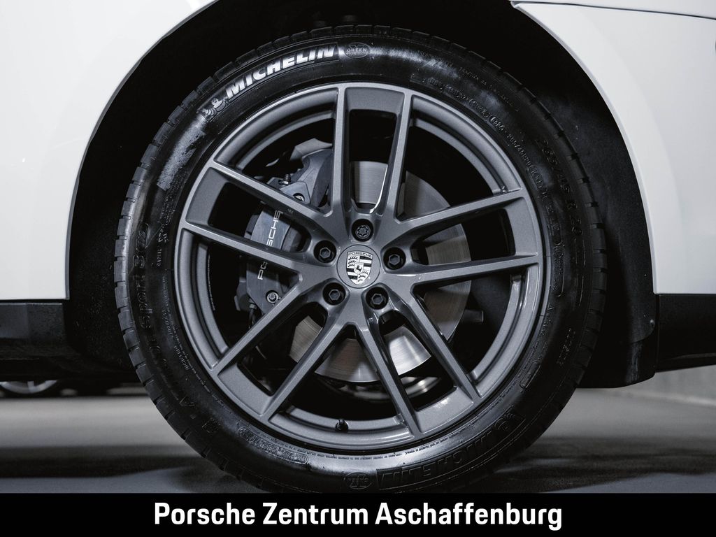 Porsche Macan 2024