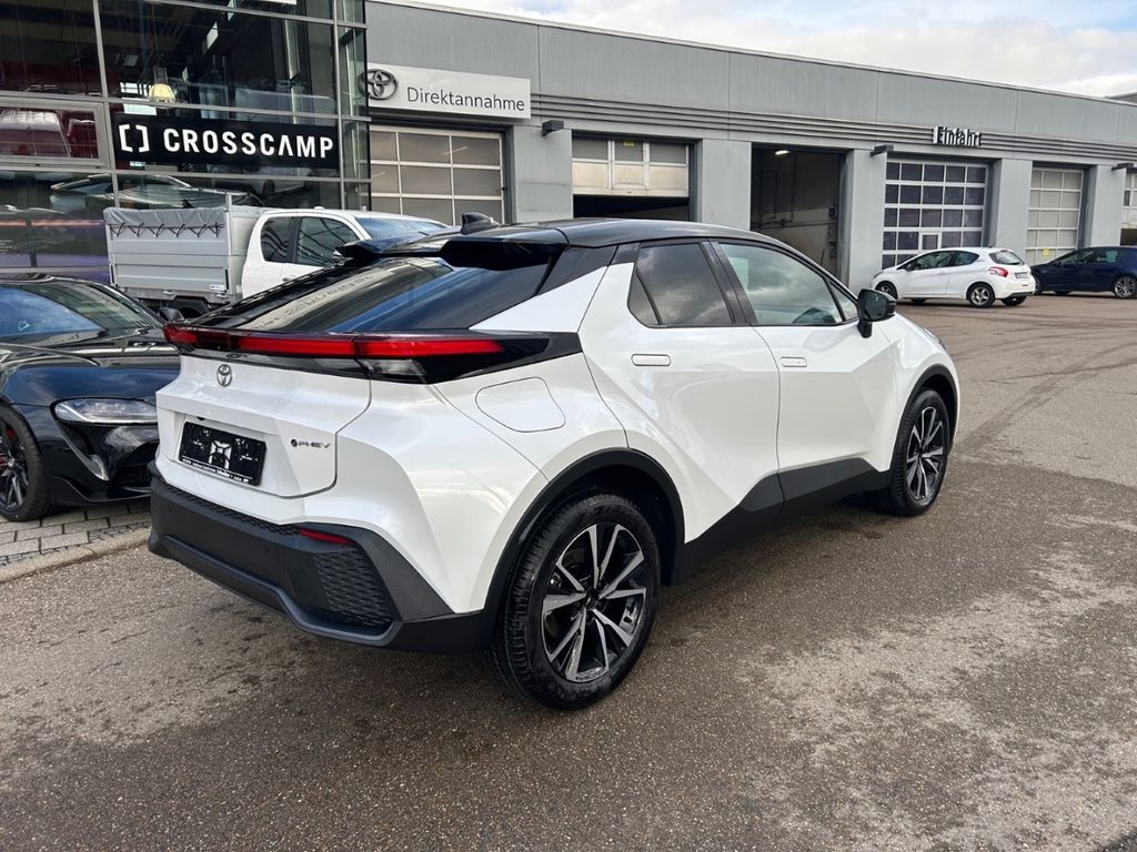 Toyota C-HR 2025