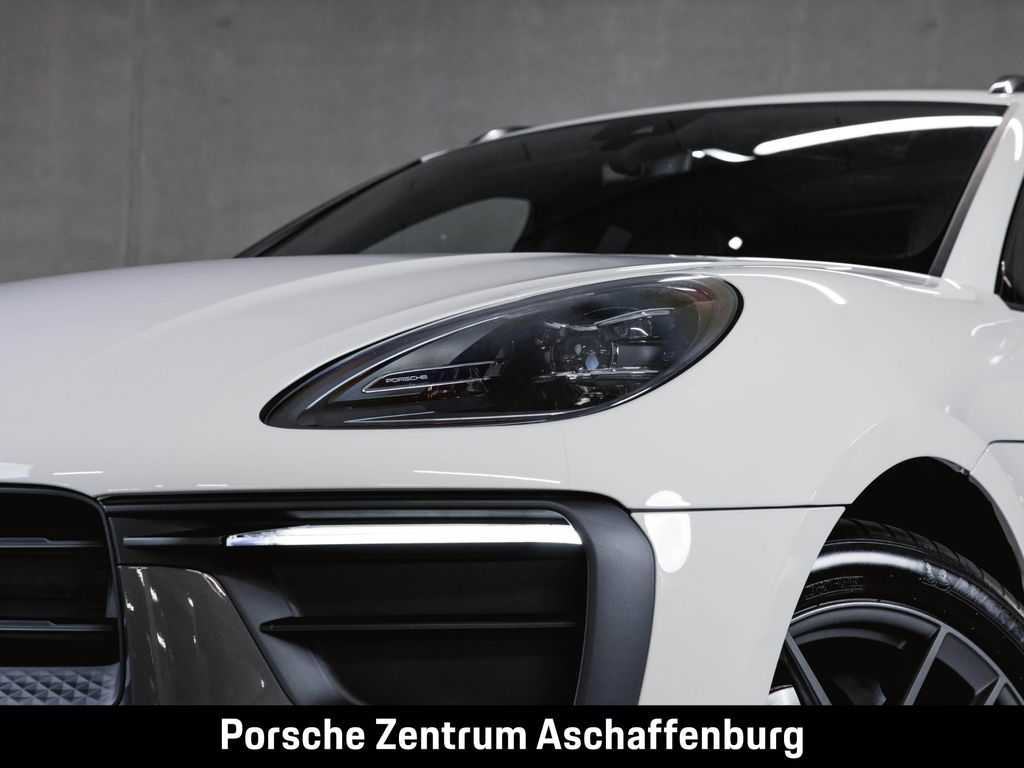 Porsche Macan 2024