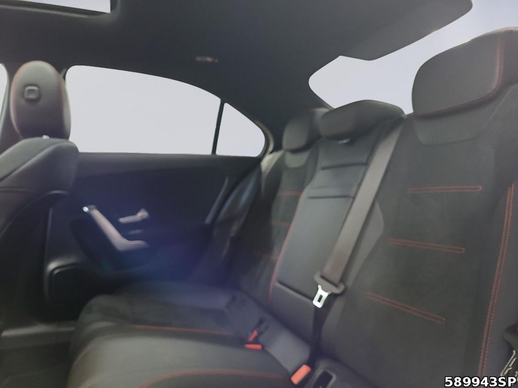 Mercedes-Benz A 250 2024