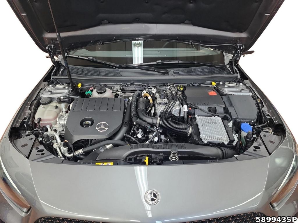 Mercedes-Benz A 250 2024