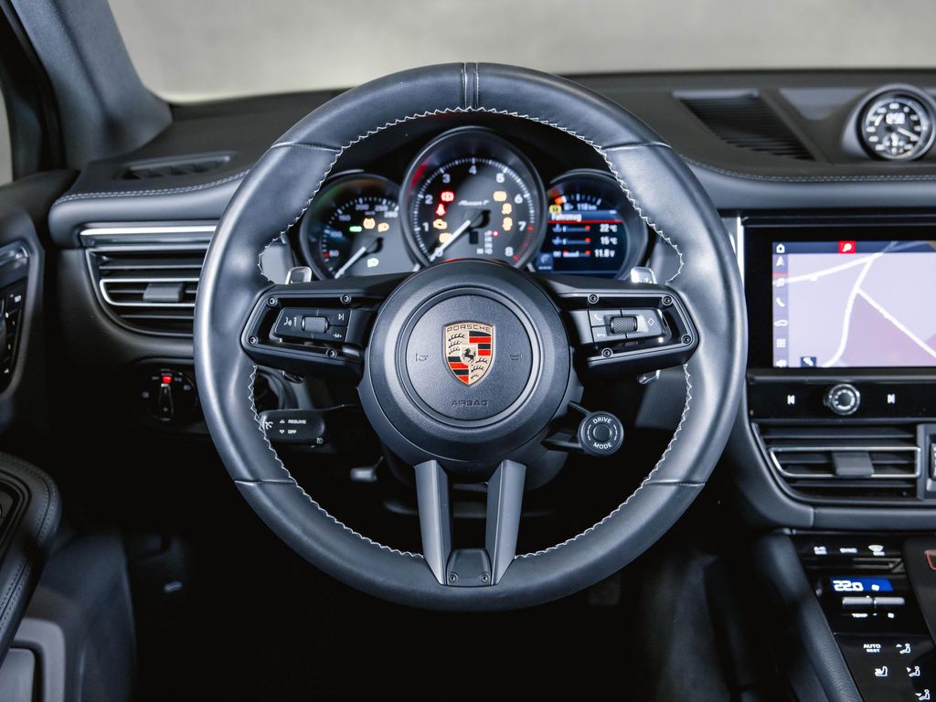 Porsche Macan 2024