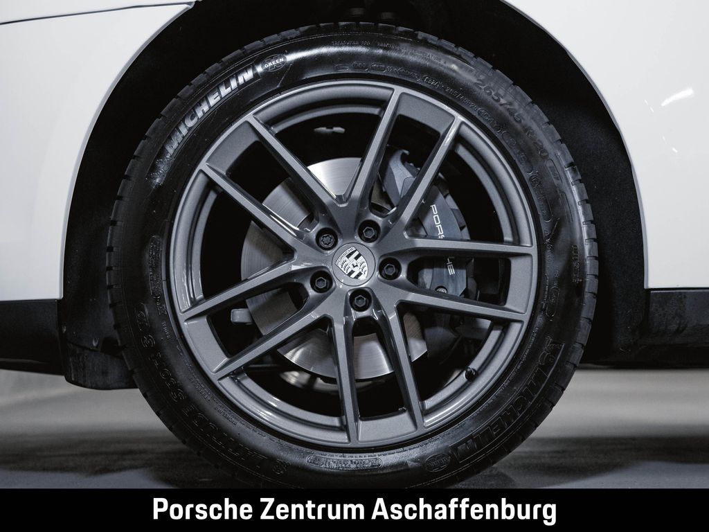 Porsche Macan 2024