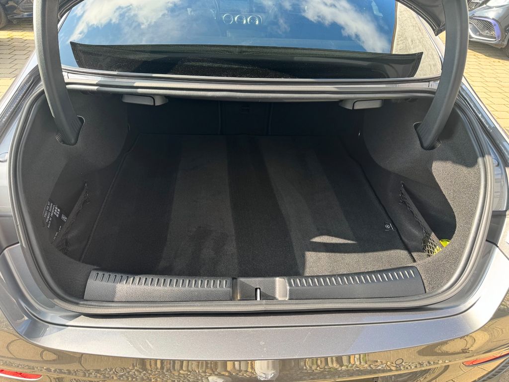 Mercedes-Benz CLA 200 2021