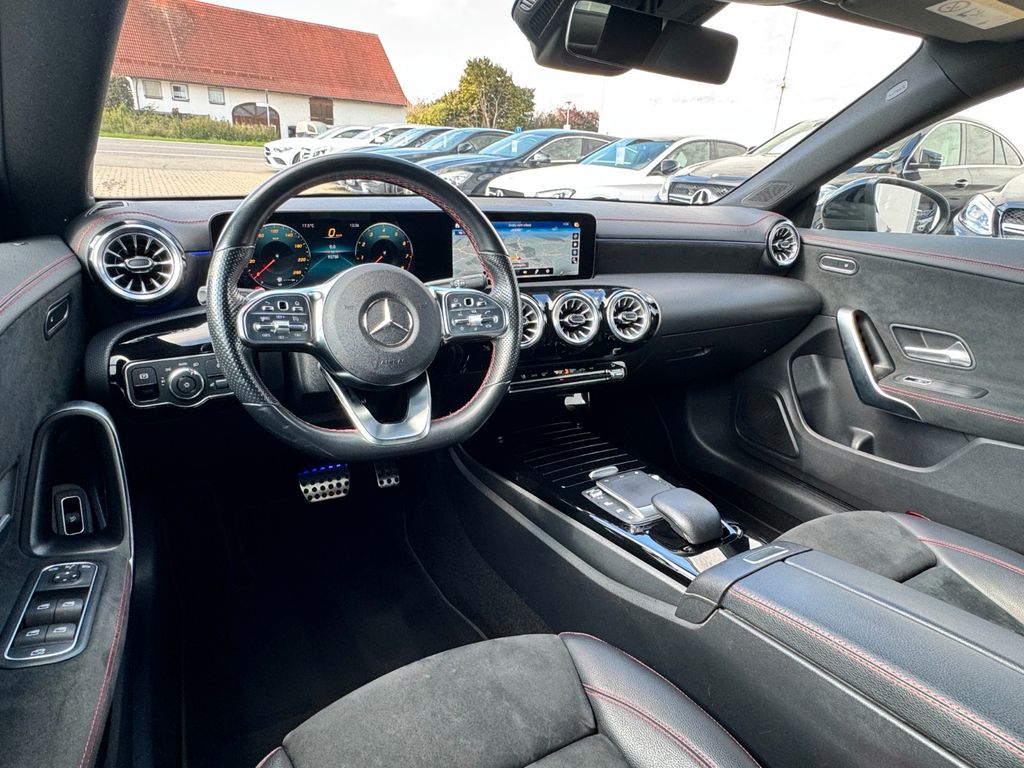 Mercedes-Benz CLA 200 2021