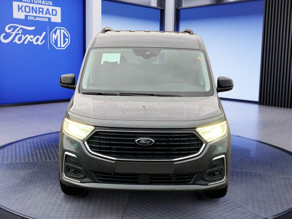 Ford Grand Tourneo