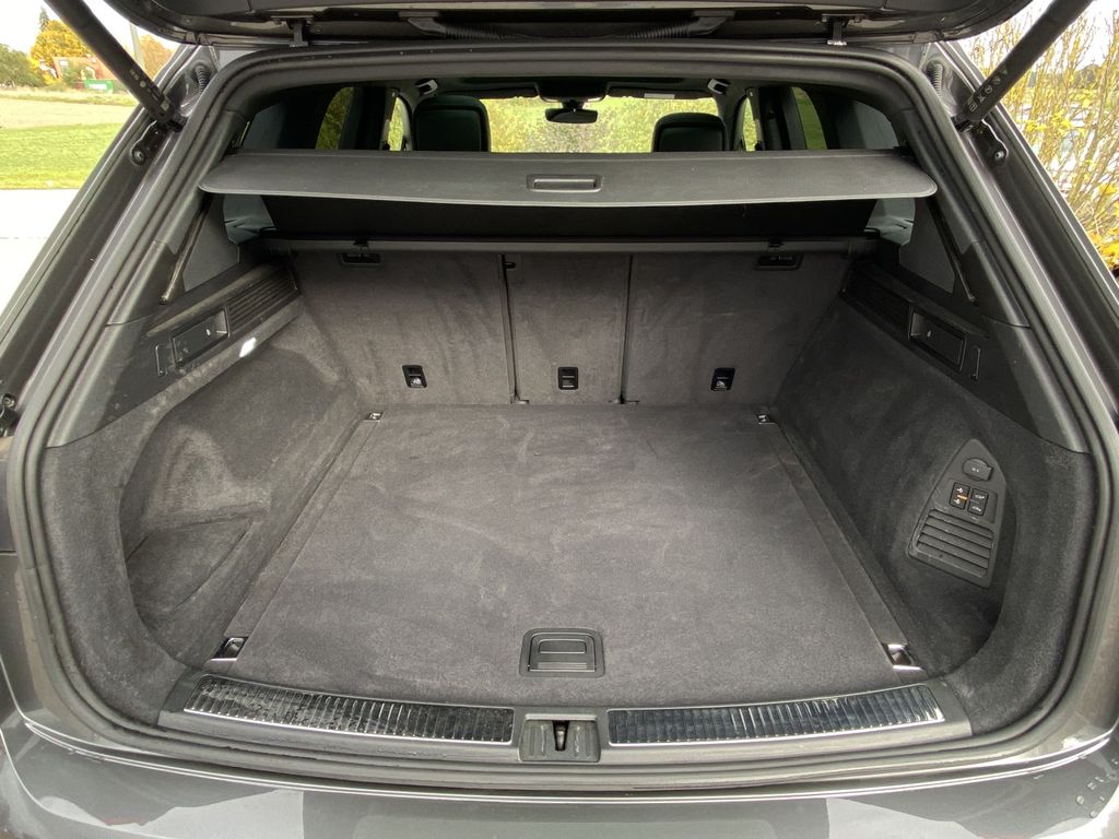 Volkswagen Touareg 2021