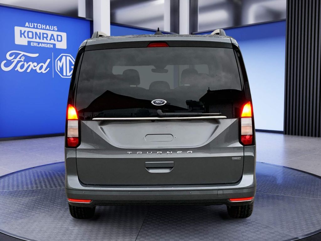 Ford Grand Tourneo