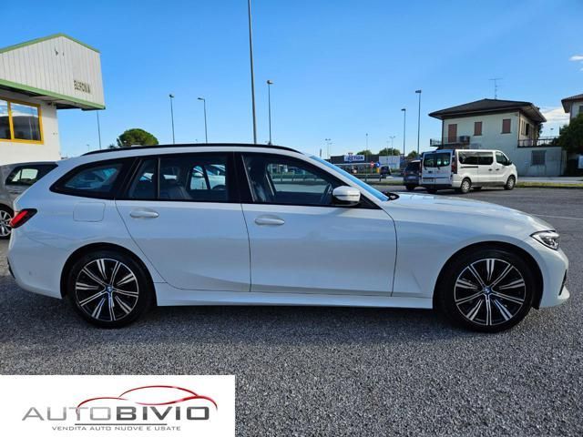BMW 320 2022