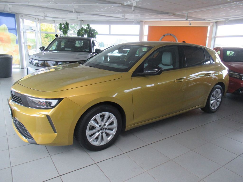 Opel Astra 2023